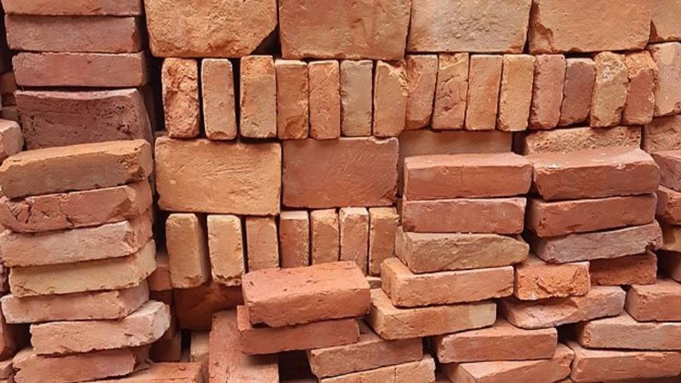 انواع آجر سفالی بر اساس روش تولید